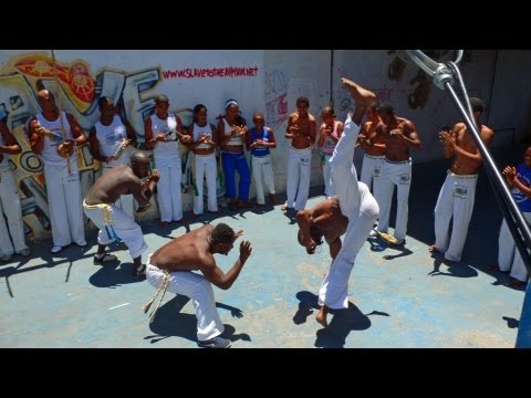 شاهد تعرف على كابويرا فن القتال البرازيلي