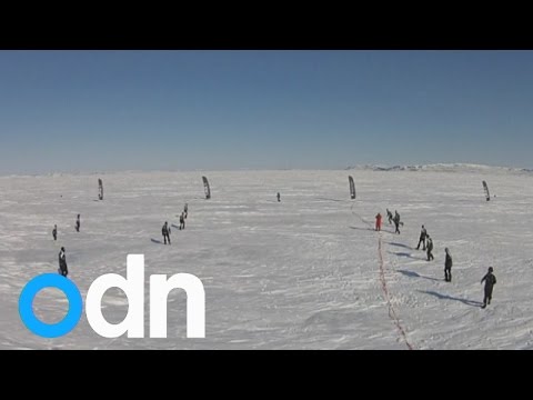 شاهد أول مباراة رجبي في التاريخ على ثلوج القطب الشمالي