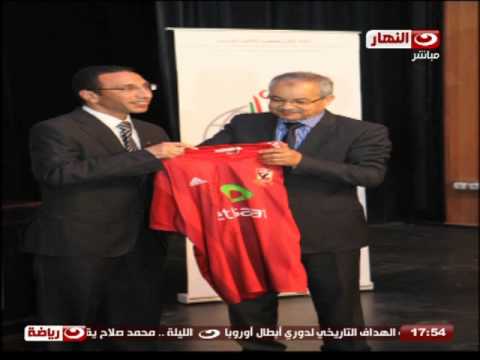 شاهد عبد العزيز يعلن خطة الوزارة لتطوير مراكز الشباب