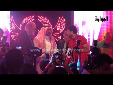 شاهد الأهلي يعلن عن الزي الجديد لفريق الكرة