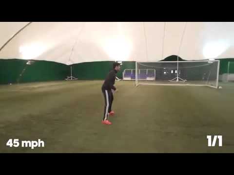 شاهد كوستا يفوز على آلة في التهديف