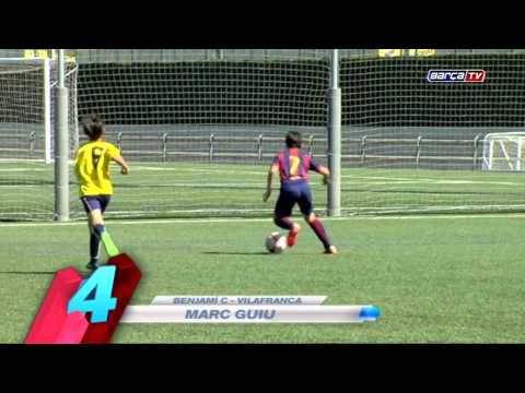 بالفيديو مواهب مميزة جدًا داخل مدرسة ماسيا في برشلونة