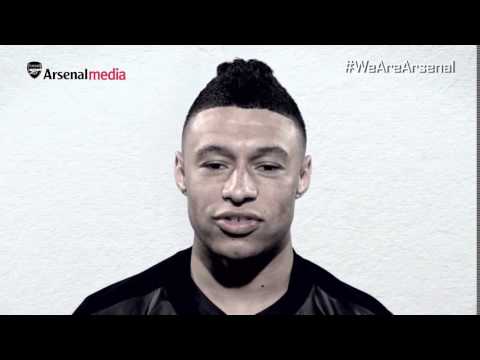 شاهد تشامبرلين يدعم لاعبي أرسنال