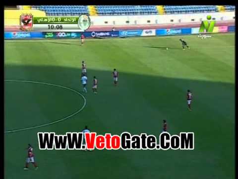 شاهد هيندريك يظهر في مباراة الأهلي والسكندري