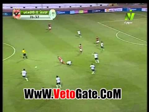 شاهد لحظة طرد وليد سليمان أمام الاتحاد السكندري