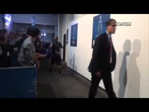 شاهد ألفيس يواصل المرح في نهائي دوري أبطال أوروبا