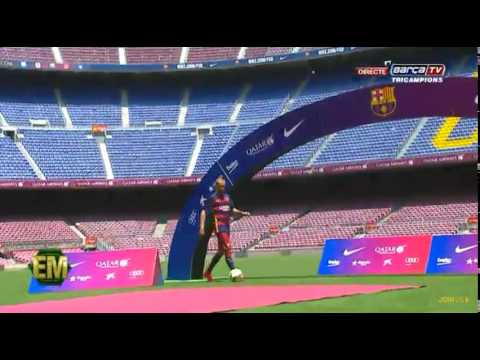 بالفيديو برشلونة يقدم فيدال في الكامب نو