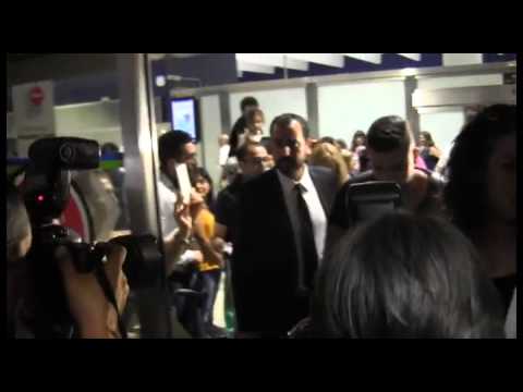 بالفيديو عمرو طارق يصل اسبانيا تمهيدًا للانتقال إلى ريال بيتيس