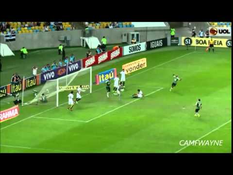 شاهد مهاجم برازيلي يضيع أسهل فرصة في الموسم