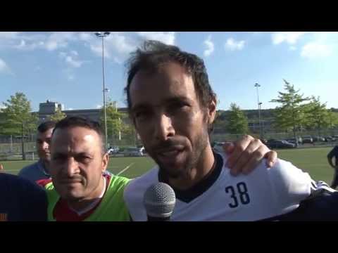 شاهد مباراة كرة قدم بين الجالية المغربية واللاعبين القدامى