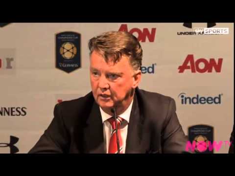 فان غال يفقد ذاكرته لثوان وينسى اسم نائبه