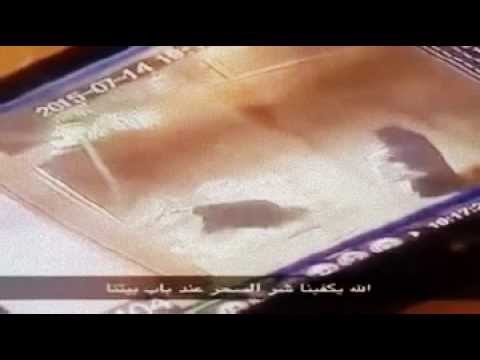 بالفيديو كاميرا مراقبة ترصد سعوديتين تدفنان سحرًا