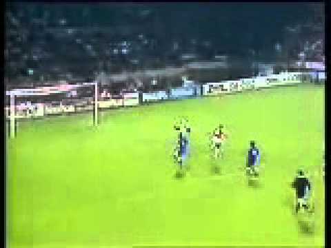 شاهد أجمل الأهداف التي أحرزها المتألق كالوشا بواليا