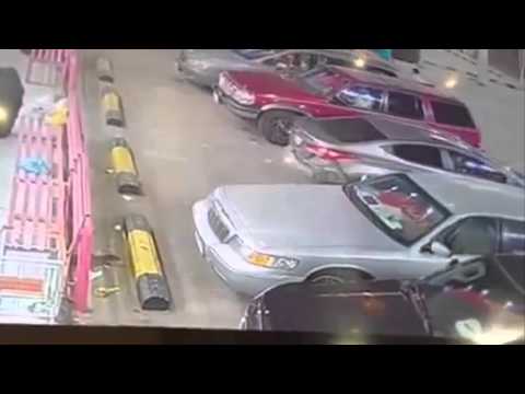 شاهد محاولة سرقة باسلوب جديد في السعودية