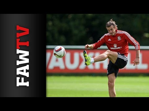 شاهد جاريث بيل يسجل هدف رائع بتدريبات منتخب ويلز