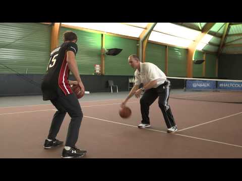 شاهد أندي موراي بطل في التنس فاشل في كرة السلة