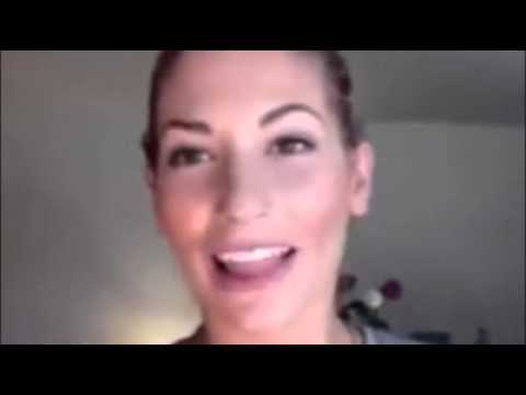 بالفيديو أقوى سخرية لفتاة أجنبية من هزيمة الأهلي