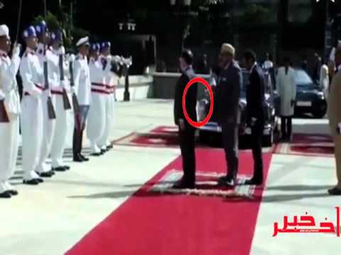 شاهد رد فعل الملك محمد السادس من رئيس فرنسا