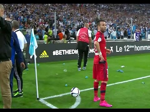 شاهد وزير الرياضة الفرنسي يطالب بمكافحة شغب الملاعب