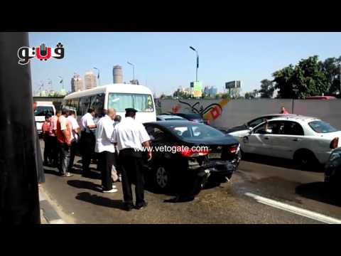 شاهد حادث تصادم مؤسف على جسر 6 أكتوبر في العجوزة