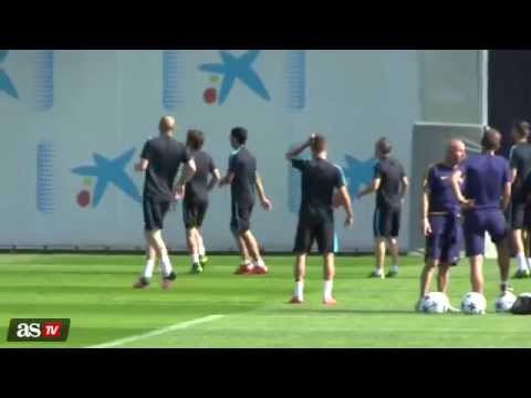 شاهد عنف سواريز يظهر في تدريبات برشلونة