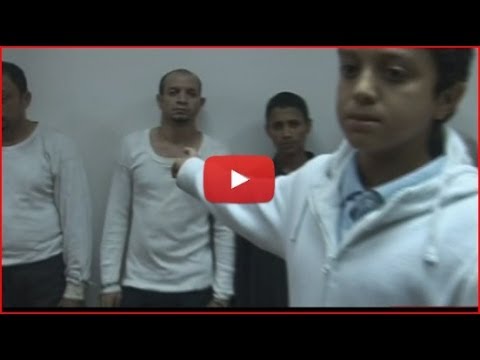 لأول مرة مواجهة بين العصابة و الطفل الذي اختطفته