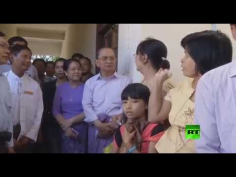 شاهد إغلاق مراكز الاقتراع في بورما