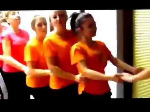 رقصة البطريق الرقصة الأولى في كندا التي تأخذ العقل