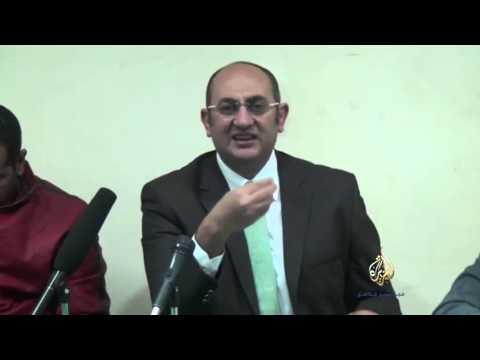خالد علي يناشد باحتواء العمال قبل البرلمان