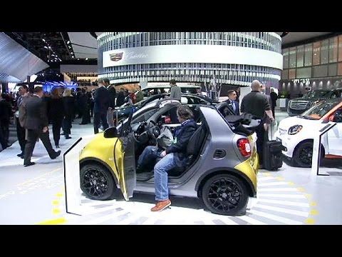 سيارات ذكيّة في معرض ديترويت في الولايات المتحدة