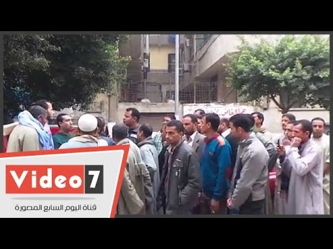 مدرسو الجيزة يتظاهرون أمام مقر مجلس الوزراء