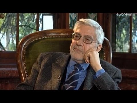 شاهدوفاة المخرج السينمائي الإيطالي إيتوري سكولا