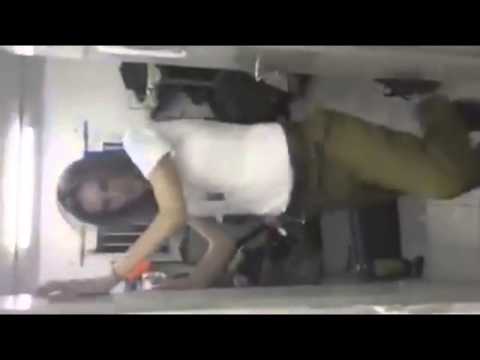 شاهدمجندات إسرائيليات يرقصن داخل المعسكر