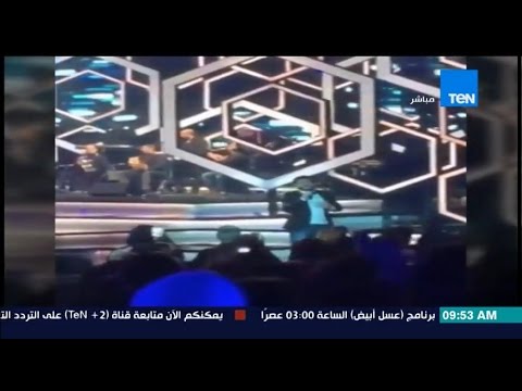 الفنان تامر حسني يتعرض لموقف محرج بعد هروبه من أحد المعجبات