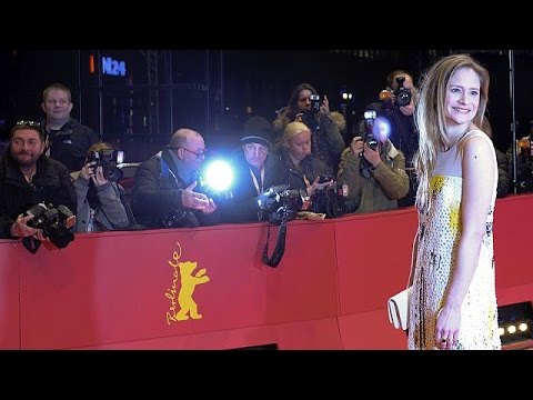 المخرجة زهرة بن راشد تنتزع الإعجاب بـ24 أسبوعا