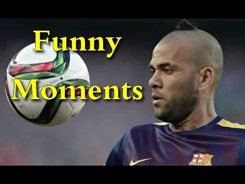 لاعب آرسنال السابق يحتفل بفوز برشلونة