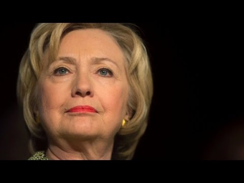 clinton defends minimum wage stance