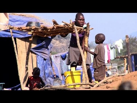 displaced zimbabwe villagers lack access to adequate food