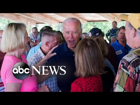 vice president joe biden greeted by big applause