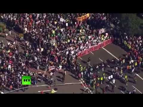 thousands join support march in london