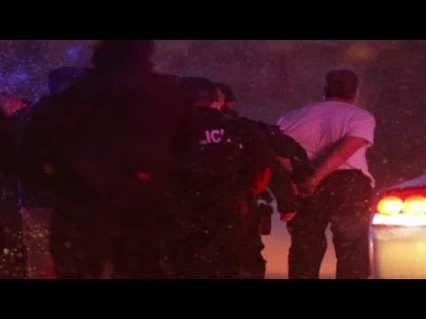 discuss the planned parenthood shooting and gun laws