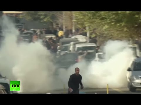 turkish police clash with kurds