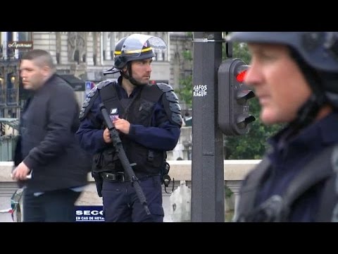 antiterror bill to take in french