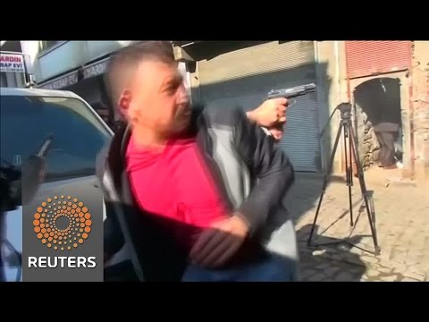 a prominent kurdish lawyer and activist dead