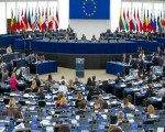 الاتحاد الأوروبي يدين الحكم بسجن زعيمة ميانمار السابقة