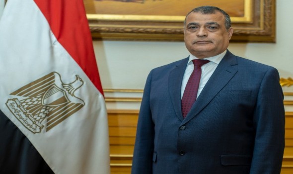 وزير الإنتاج الحربي يبحث مع سفير مصر بكينيا تعزيز التعاون – بوابة مشاهير