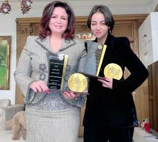 بعد فوز صاحبتي بجائزة إلهام صفي الدين تفاجىء بتكريم روتاري بعد فوز صاحبتي بجائزة إلهام صفي الدين تفاجىء بتكريم روتاري