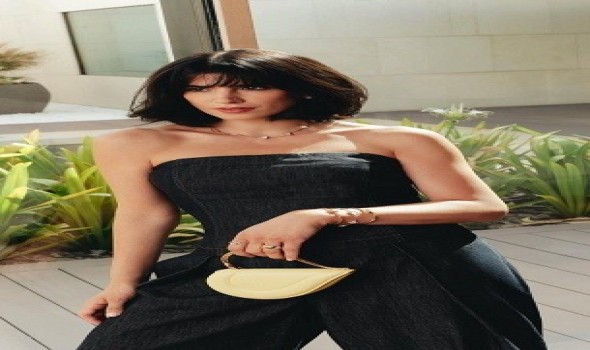 أحدث إطلالات كارمن بصيبص شعر قصير واختيارات مبتكرة للأزياء
