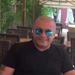 هشام حداد يطيح بـ عادل كرم