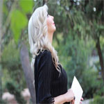 إستدارة القمر  تلويحة